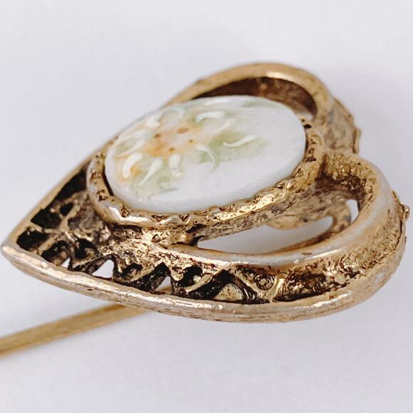 Vintage 1960s Stick Pin Porcelain Hand Painted Heart Floral Cabochon Gold Tone - Picture 4 of 10